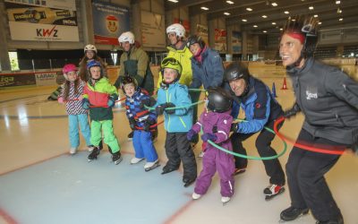Angebot Eissport für «KIDDIES» mit einem Elternteil